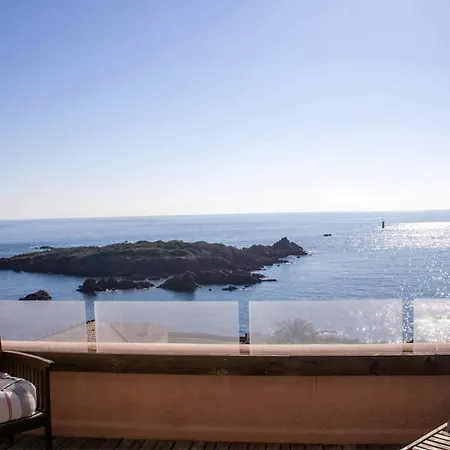 Lejlighed T2 With Great View On The Island Of The Old